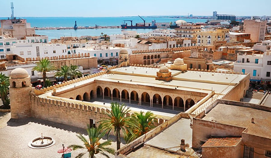 מסגד בתוניסיה