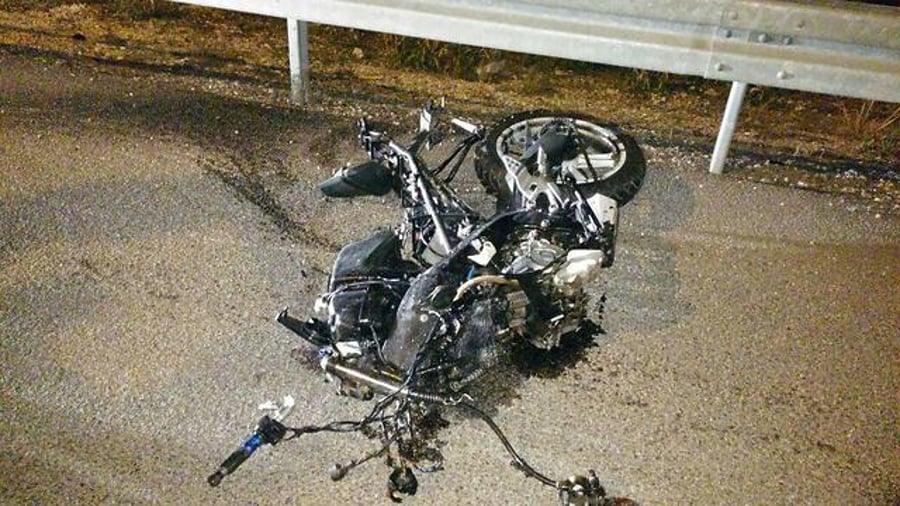 פגע וברח: רוכב אופנוע בן 17 נהרג בתאונה