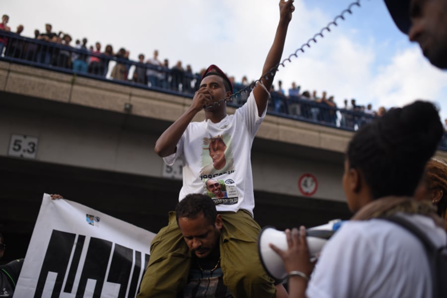 המחאה האלימה של בני העדה האתיופית • גלריה