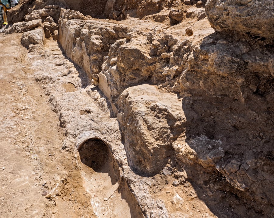 נחשפה אמת מים בת 2,000 שנה בירושלים