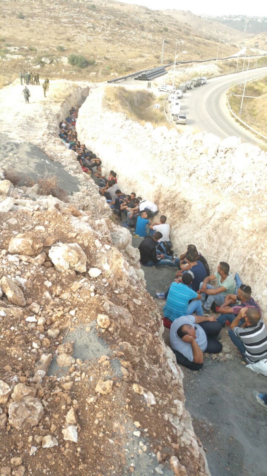 120 שוהים בלתי חוקיים פלסטינים נתפסו בתעלה • צפו