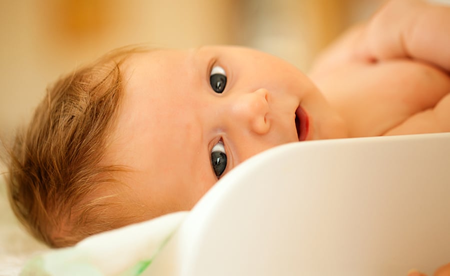 מחקר בריטי: תינוקות שנולדים במשקל תקין חברותיים יותר