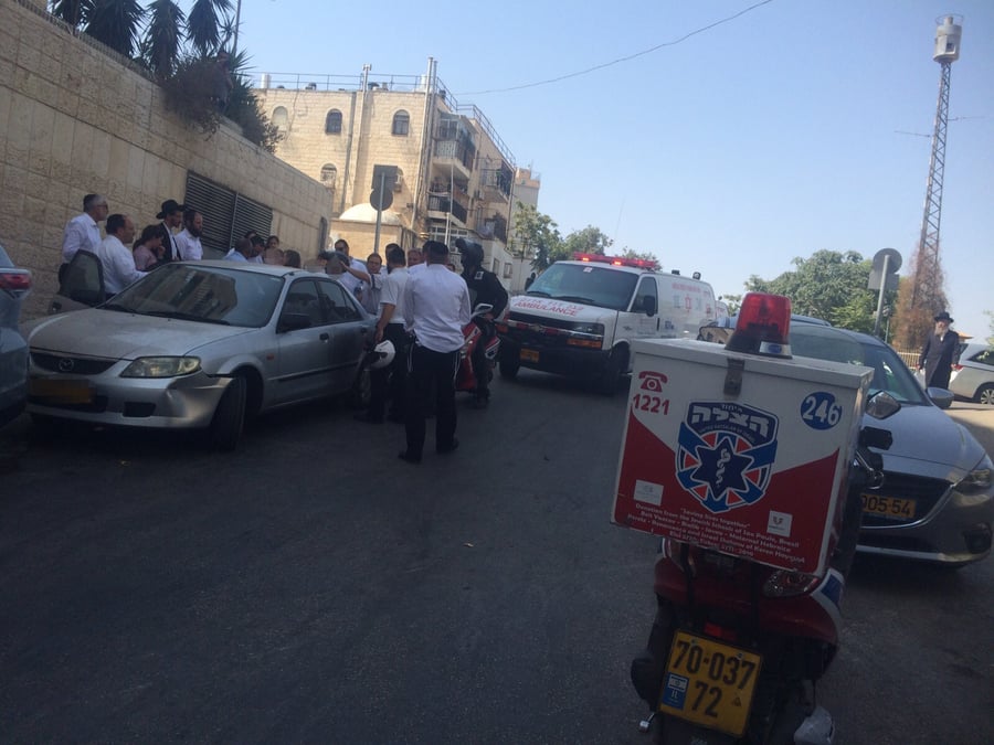 ירושלים: שלושה ילדים חולצו ללא פגע מרכב נעול