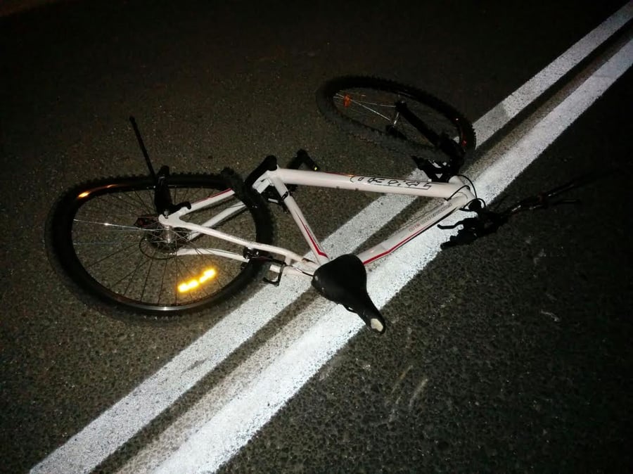 תלמיד ישיבה שרכב על אופניו בכביש 40 נפגע מרכב חולף ונהרג