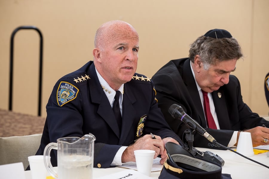 העסקנים בארה"ב נועדו עם ראשי המשטרה בניו יורק • תיעוד