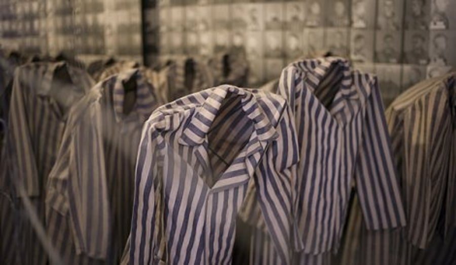 שרידי קדושי השואה שנמצאו במעבדה הובאו לקבורה