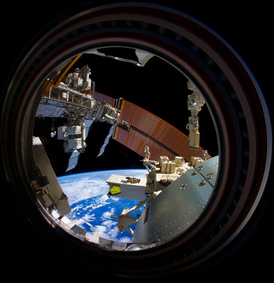 נאס"א חוגגת 15 שנים לתחנת החלל הבינלאומית