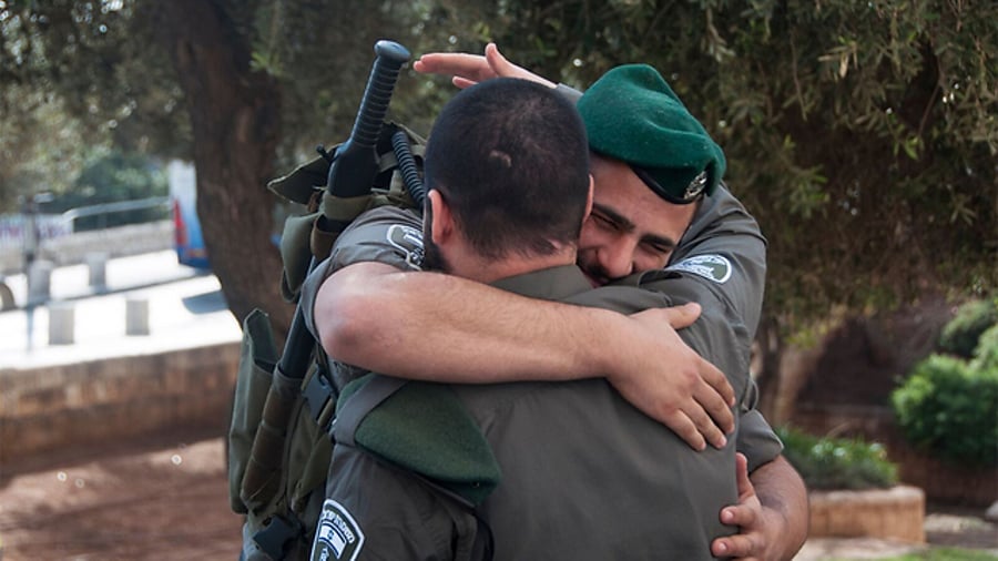 לוחם מג"ב שנפצע אנוש בפיגוע דקירה חוזר לשרת בירושלים