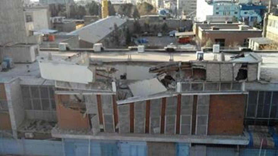 בית הכנסת בטהרן הוחרב עד ליסוד; השלטונות: "בטעות"