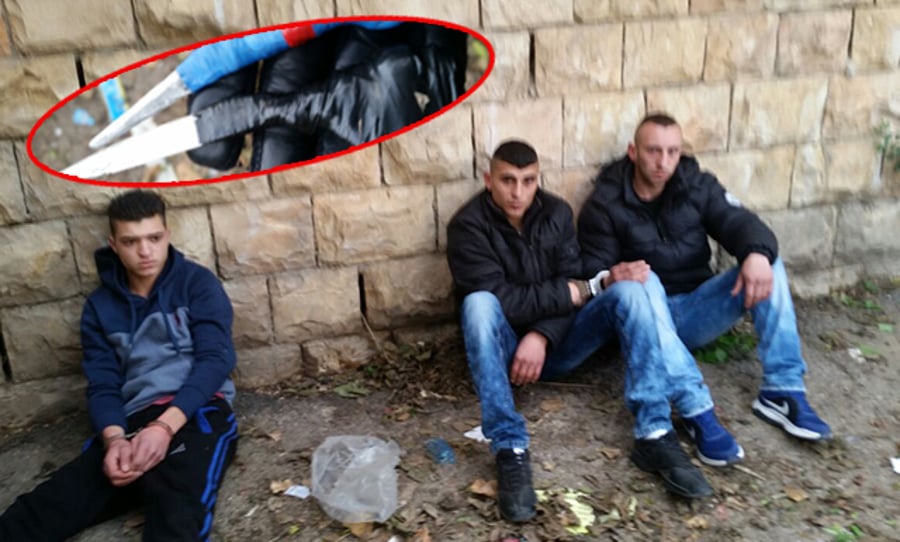 שלושה ערבים חמושים בסכינים נעצרו ליד בית כנסת בירושלים