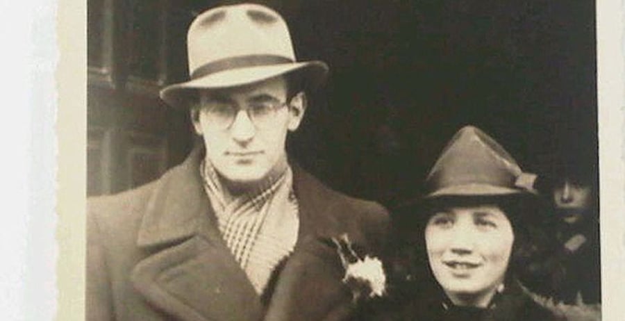 מרגש: אלבום החתונה הוחזר לקרובי נרצחי השואה