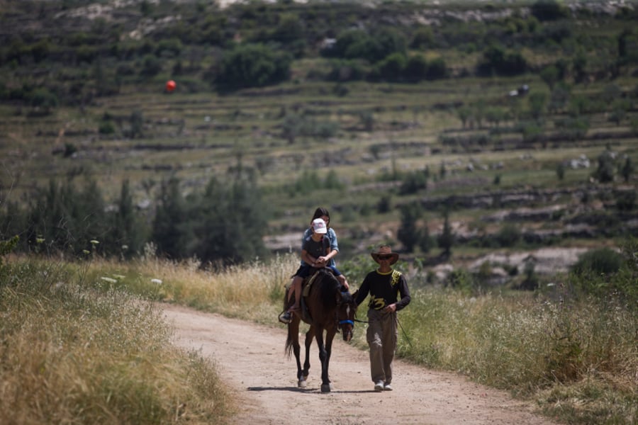 עם ישראל יוצא לטייל • תיעוד ענק