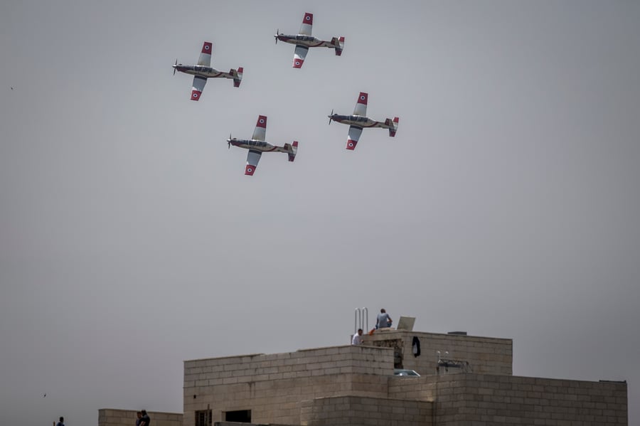 בשמי ירושלים: צפו באימון של חיל האוויר