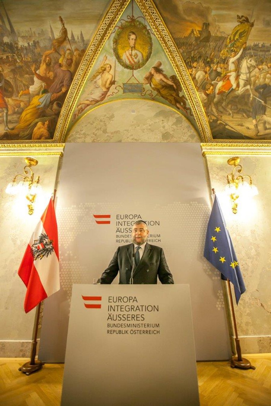 שר החוץ האוסטרי: "לאוסטריה יש חוב גדול כלפי העם היהודי"