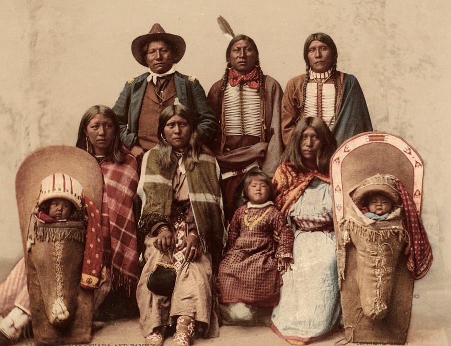 צ'יף אינדיאני ומשפחתו