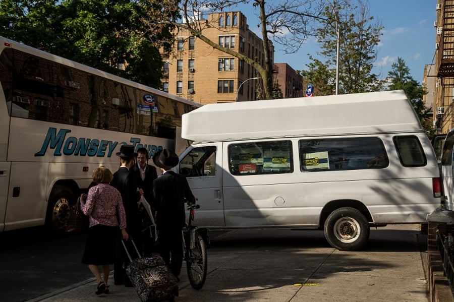 צפו: תושבי ברוקלין יוצאים לחופשת הקיץ