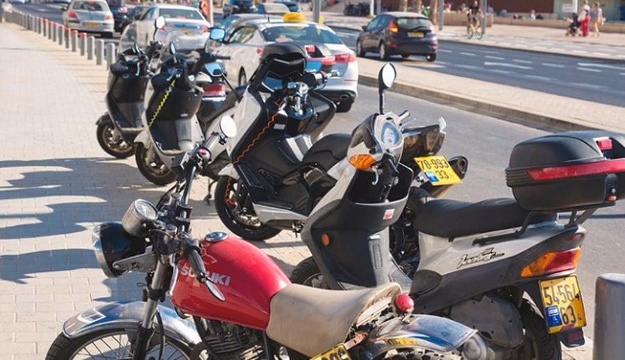 ועדת הכספים: יש לפעול להוזלת המיסים על אופנועים