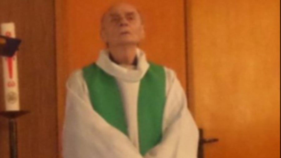 צרפת: מחבלים צעקו 'דאעש' ושיספו את גרונו של כומר בן 84