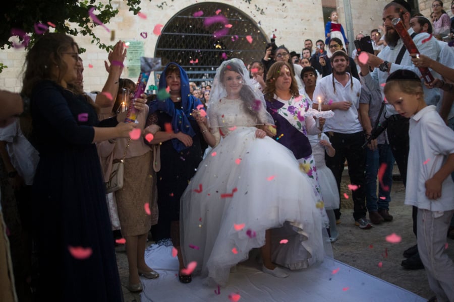 צפו בגלריה: החתן שניצל מהפיגוע התחתן