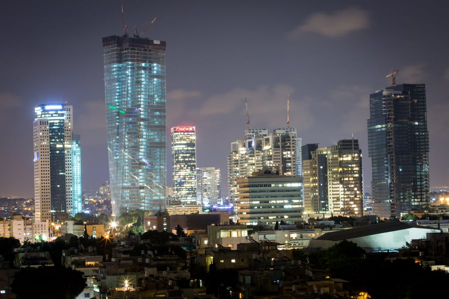 צפו בתמונות: העיר תל אביב, בלילה