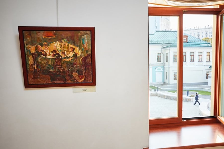 לראשונה: עיריית מוסקבה מציגה תערוכת ציורים יהודית