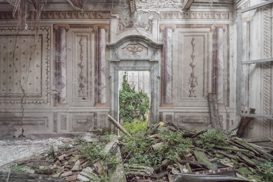 מה קרה שם? 13 תמונות מדהימות של ארמונות נטושים