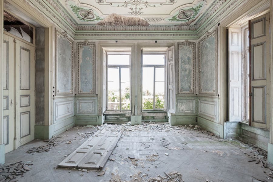 מה קרה שם? 13 תמונות מדהימות של ארמונות נטושים