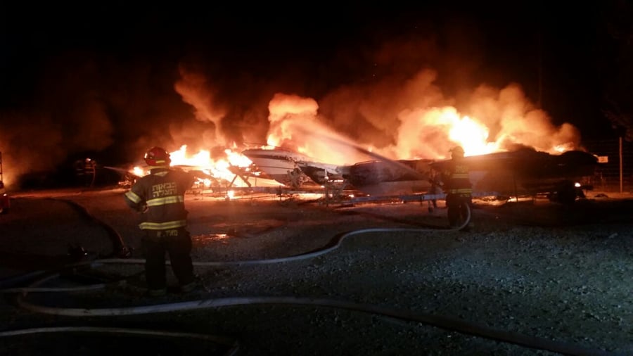שריפה בכינרת: עשרות סירות עלו באש