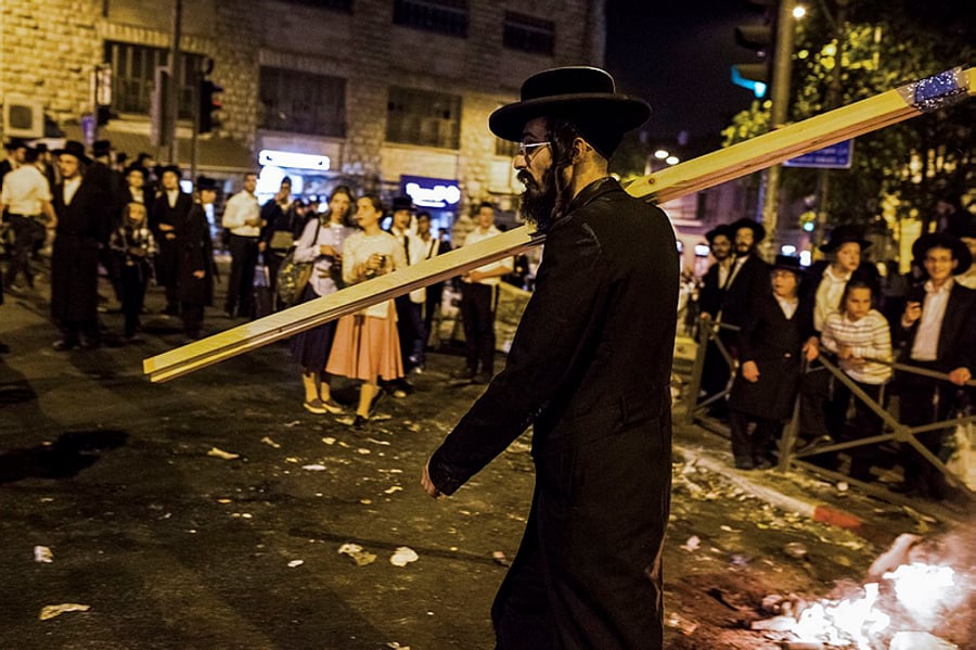 צפו בתמונות: הסיקריקים הבעירו את ירושלים