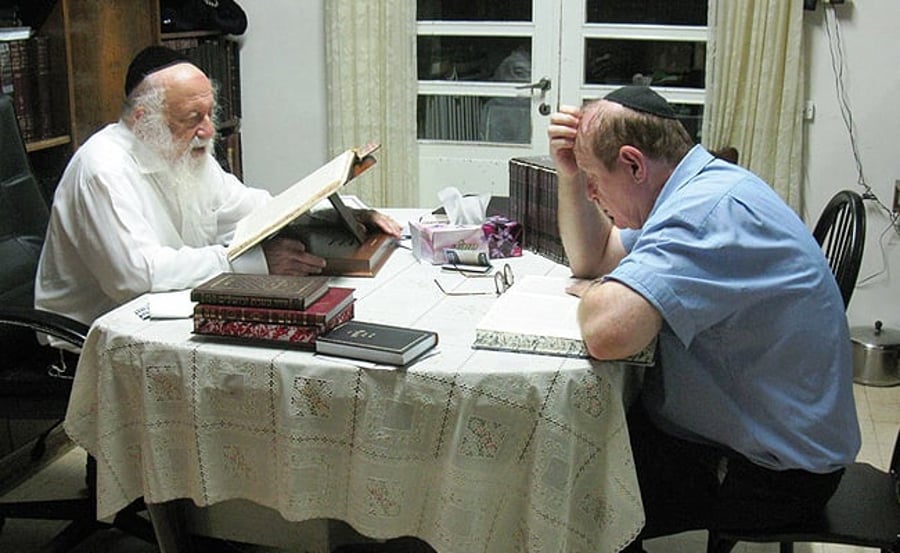 עו"ד יעקב וינרוט בעת לימודו עם הגרב"ד פוברסקי
