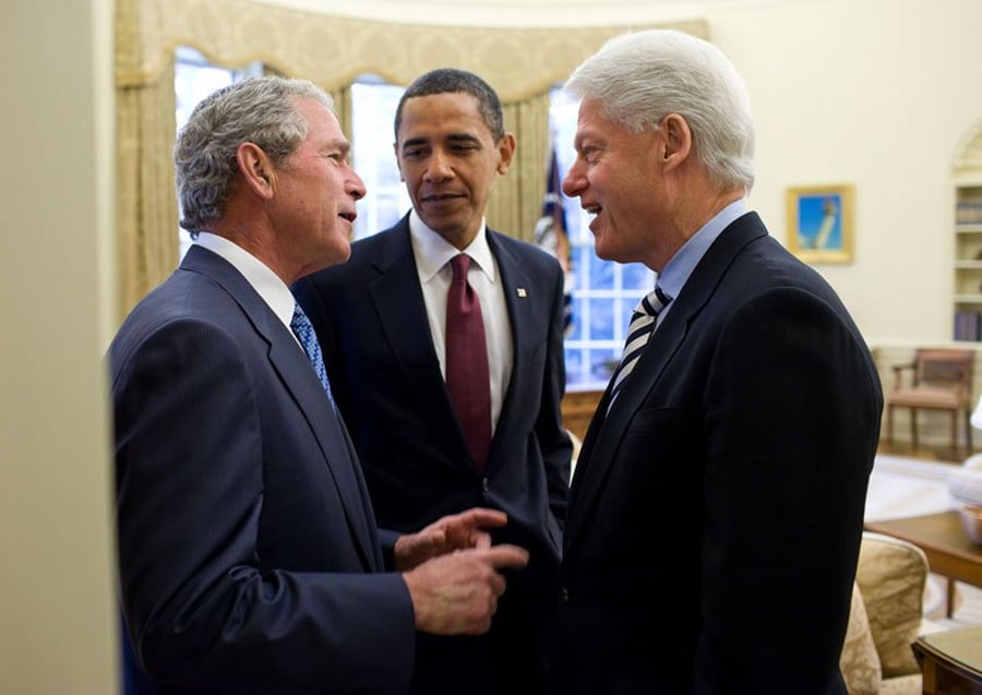הנשיא אובמה, הנשיא לשעבר בוש והנשיא לשעבר קלינטון