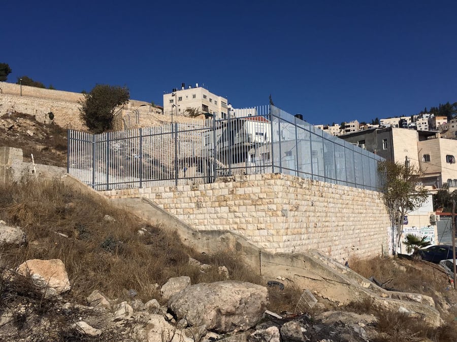 החלו העבודות להקמת חומת ביטחון בהר הזיתים