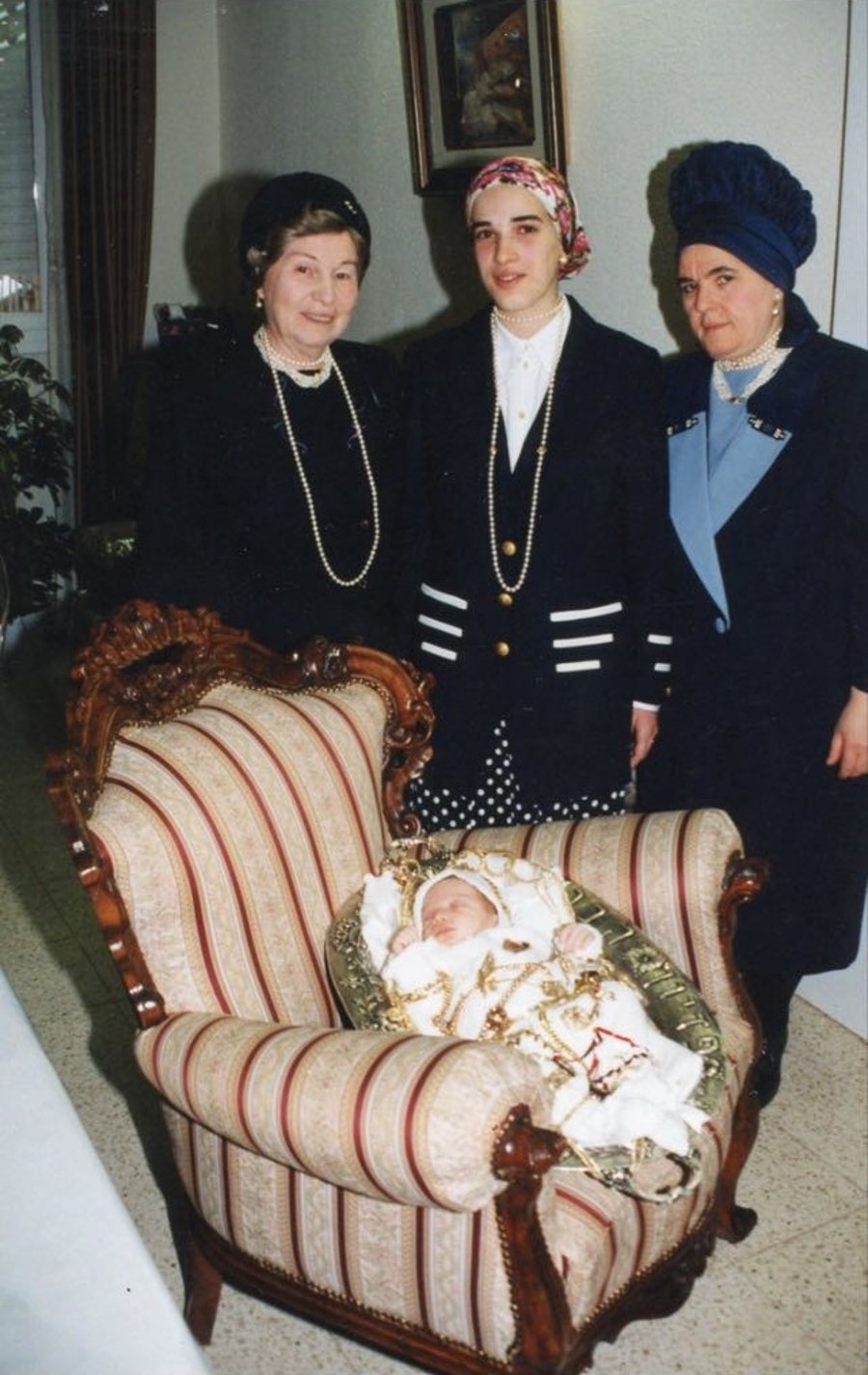 נשיא המדינה לרבי מבעלזא על אמו הרבנית ע"ה: "היא זכתה בחייה"