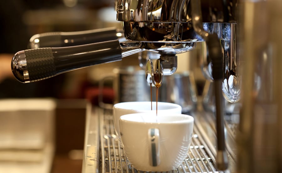 תוצאות הבדיקה: חצי ממכונות הקפה פולטות עופרת