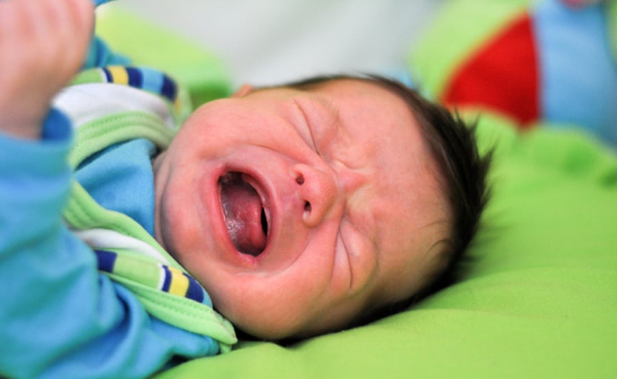 השיטה שתעזור לכם להרגיע תינוק בוכה באופן מיידי