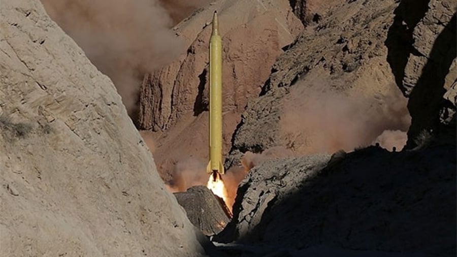 שיגור טיל איראני, מעומק האדמה, במסגרת ניסוי מהימים האחרונים