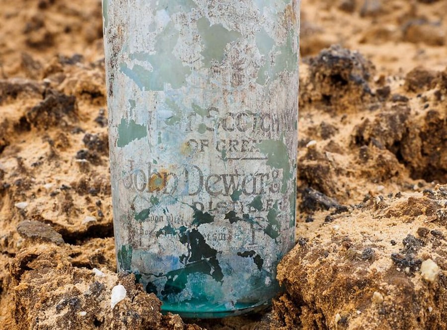 בקבוקי האלכוהול של החיילים הבריטים נמצאו ליד רמלה