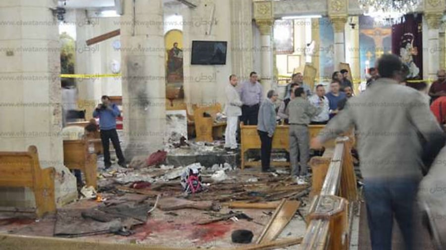 מוסלמים נגד נוצרים: עשרות הרוגים במתקפת טרור בכנסיות מצרים. צפו