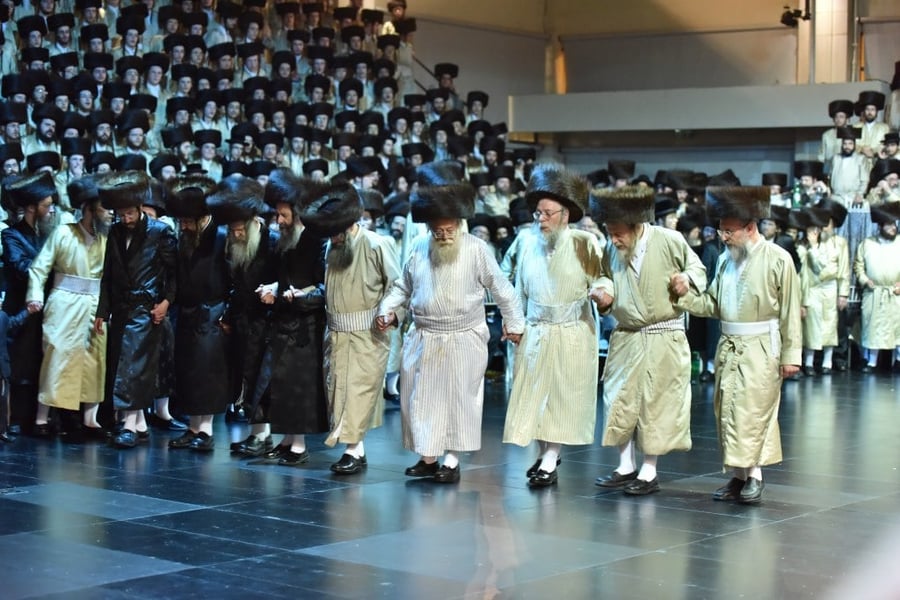 שמחת החתונה בחצרות תולדות אהרן - נדבורנא חיפה - זידיטשוב ארה"ב