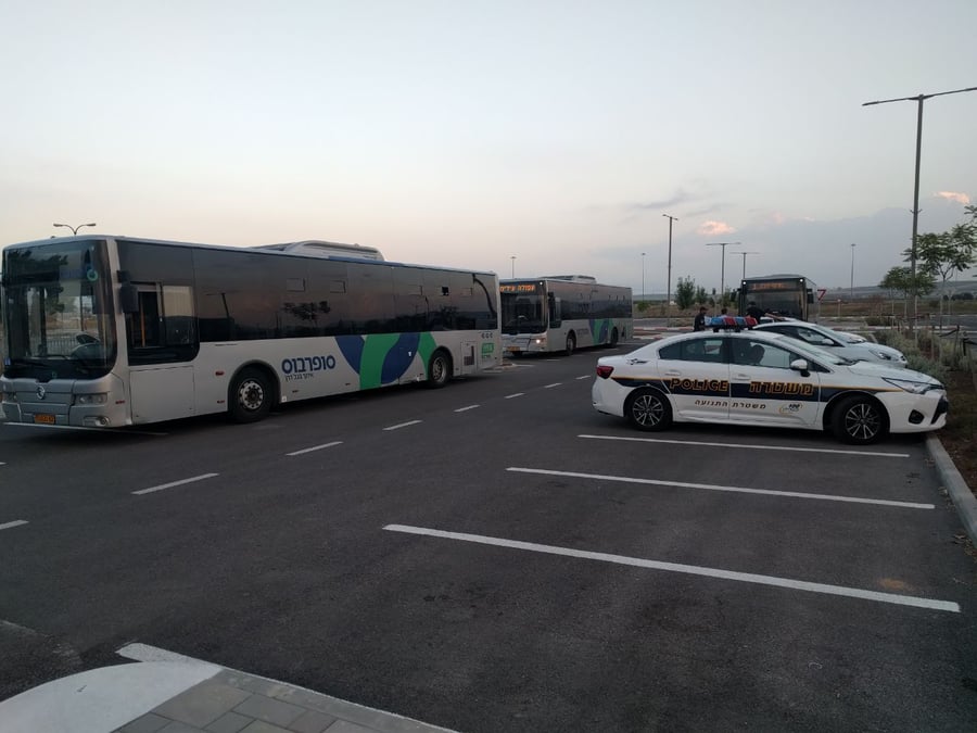 18 אוטובוסים של 'סופרבוס' הורדו מהכביש; 18 נהגים נחקרו
