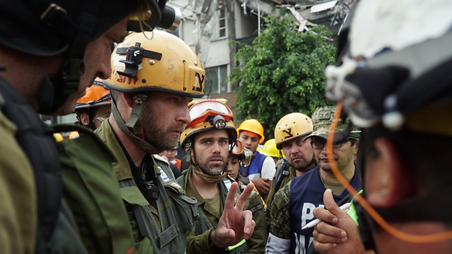 מפקד צוות החילוץ הישראלי