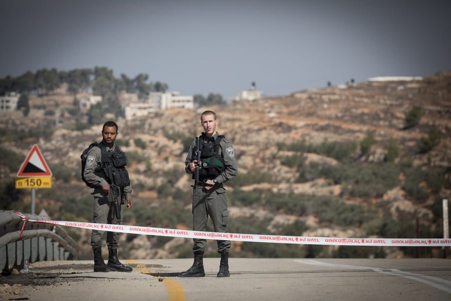 שלושה נרצחים בהר אדר • זירת הפיגוע בתמונות