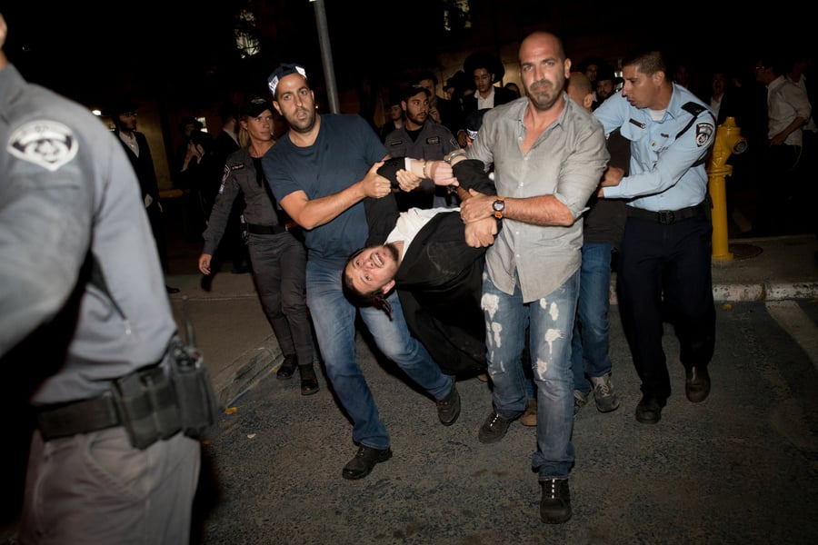לאחר המהומות: 9 עריקים הועברו לידי המשטרה הצבאית