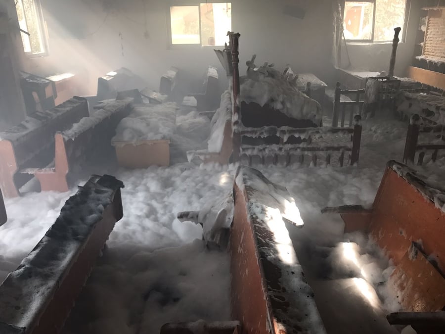בית הכנסת עלה באש; "שבר על שבר וחורבן על חורבן"