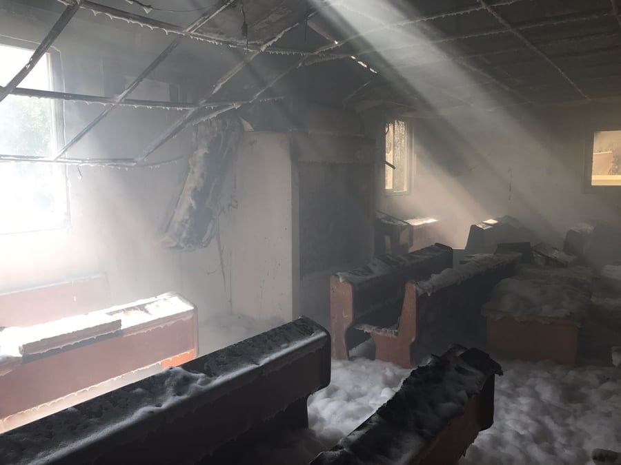 בית הכנסת עלה באש; "שבר על שבר וחורבן על חורבן"