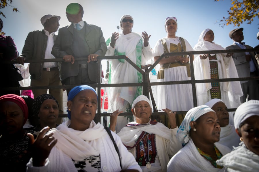50 יום אחרי כיפור: בני העדה האתיופית (ולא רק) חוגגים "סיגד"