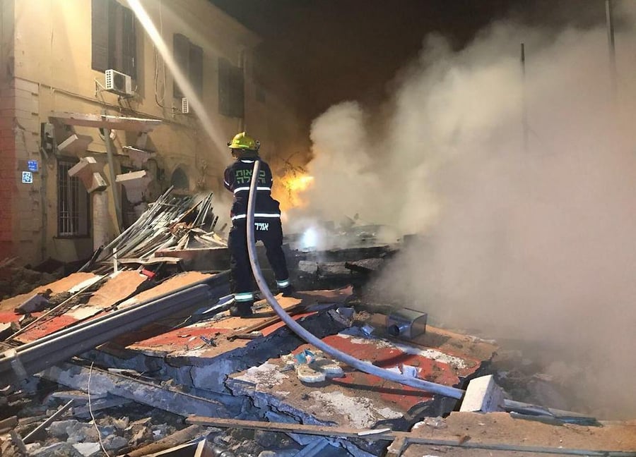 בלוני גז התפוצצו בחנות לחומרי בניין ביפו; שלושה נהרגו