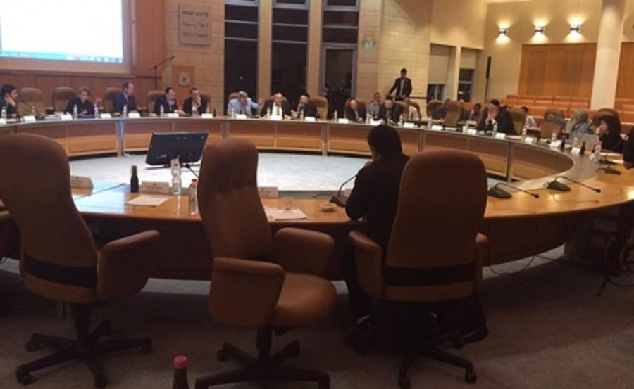ישיבה במועצת העיר ירושלים. אילוסטרציה