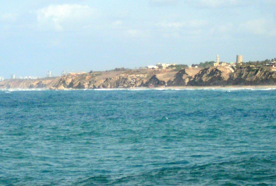 הרצליה, חוף סידנא עלי