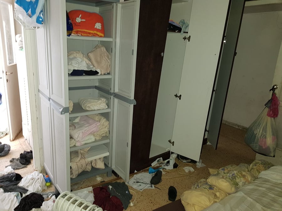 בני ברק: 2 דירות נפרצו ונהרסו באותה קומה